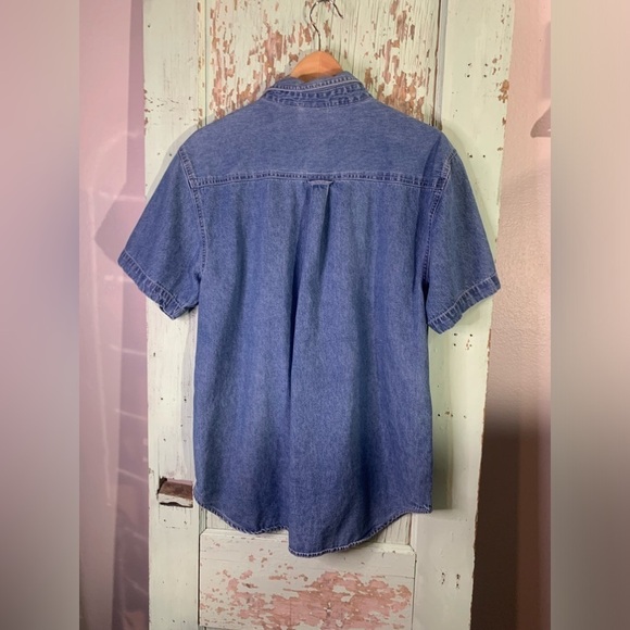 Women’s Bobbie Brooks Denim Collared Button down SS cardinals leaves fall scene - Picture 3 of 5